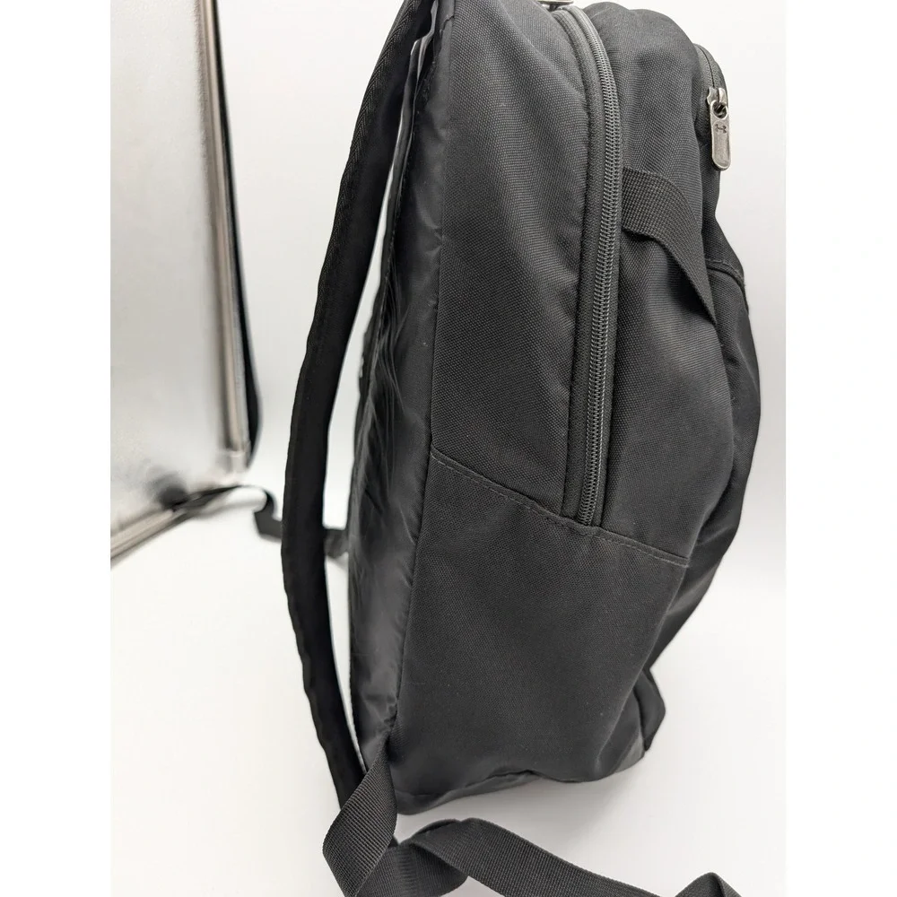 Under Armour Hustle Lite Backpack Black UA Storm Laptop Sleeve 1364180-001